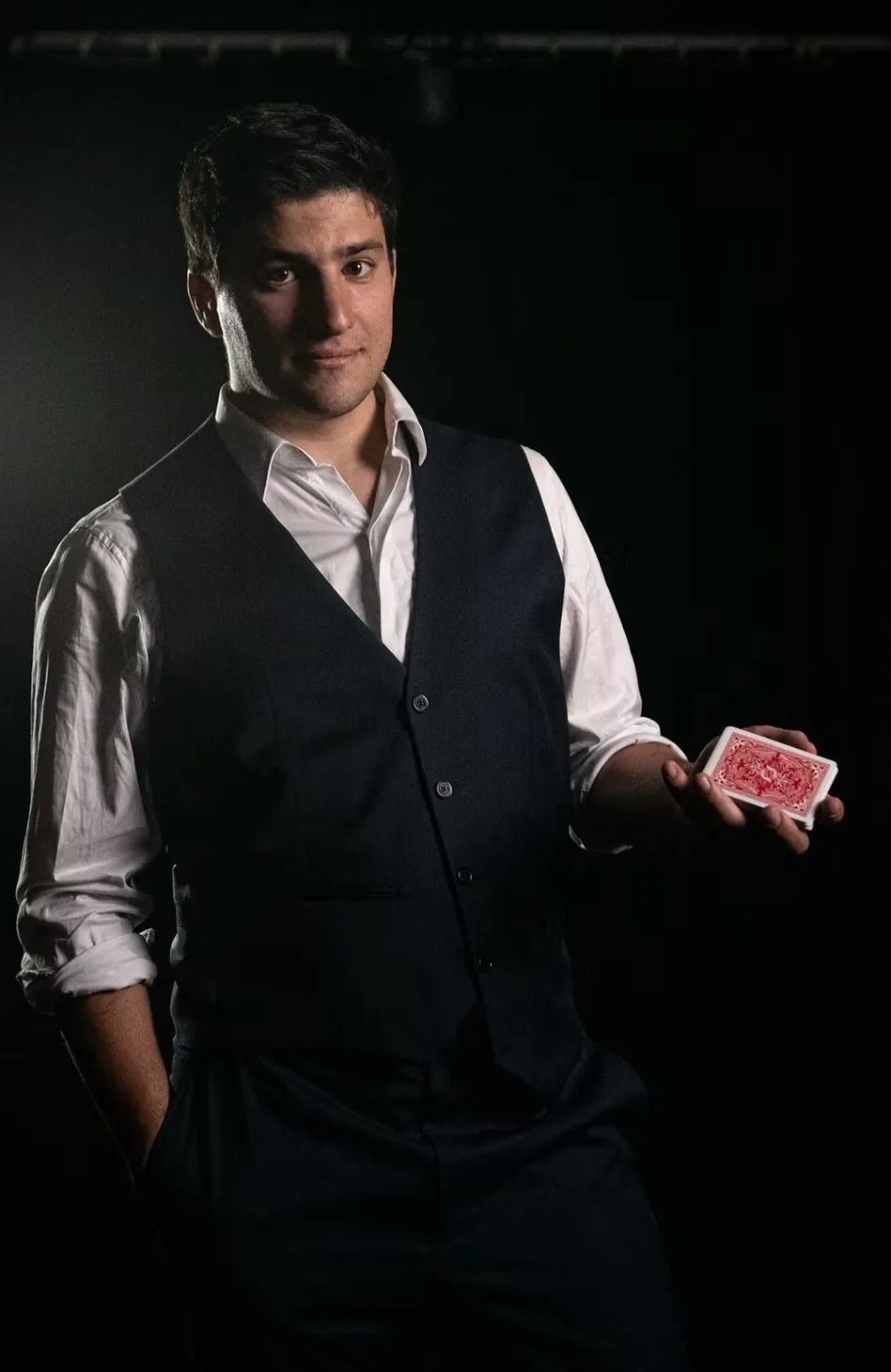 Jeremy Sulzer, magicien professionnel à Paris